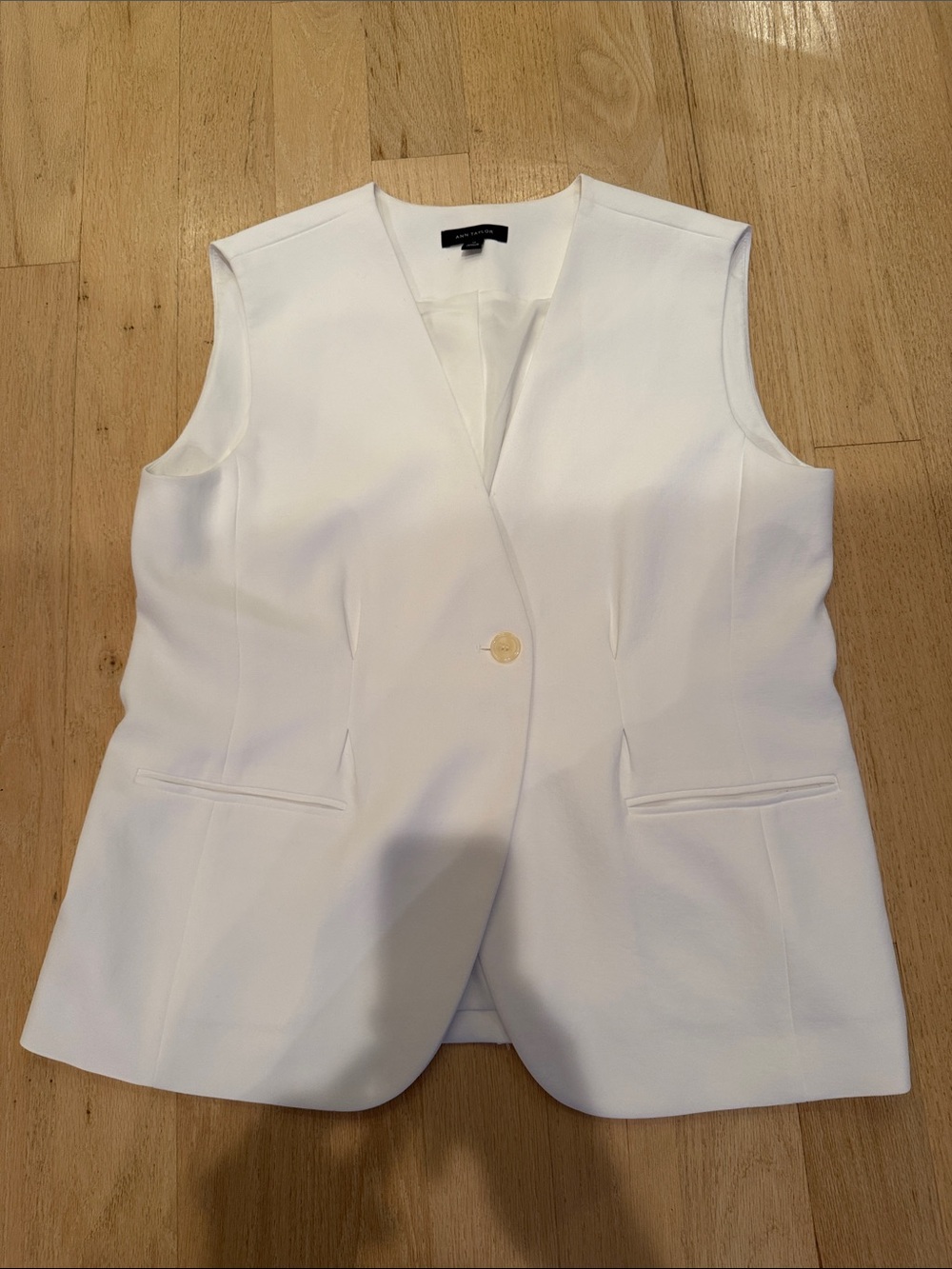 Ann Taylor White Sleeveless Blazer Vest
